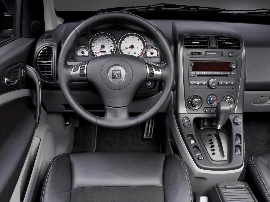 Торпедо Saturn Vue Red Line 2005 года  (фото 7 из 9)